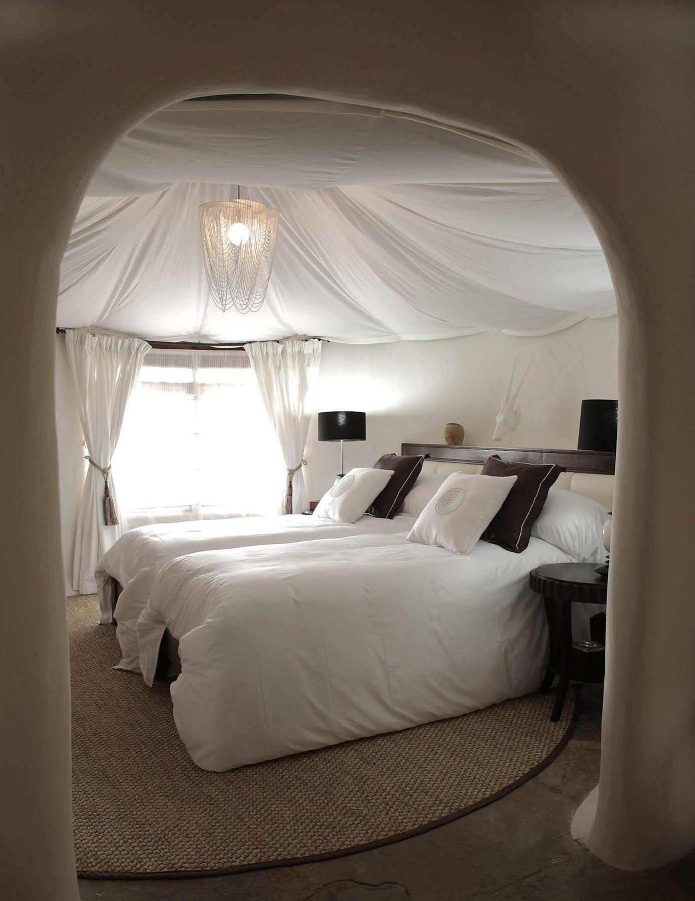 Olarro Lodge Maji Moto Bagian luar foto