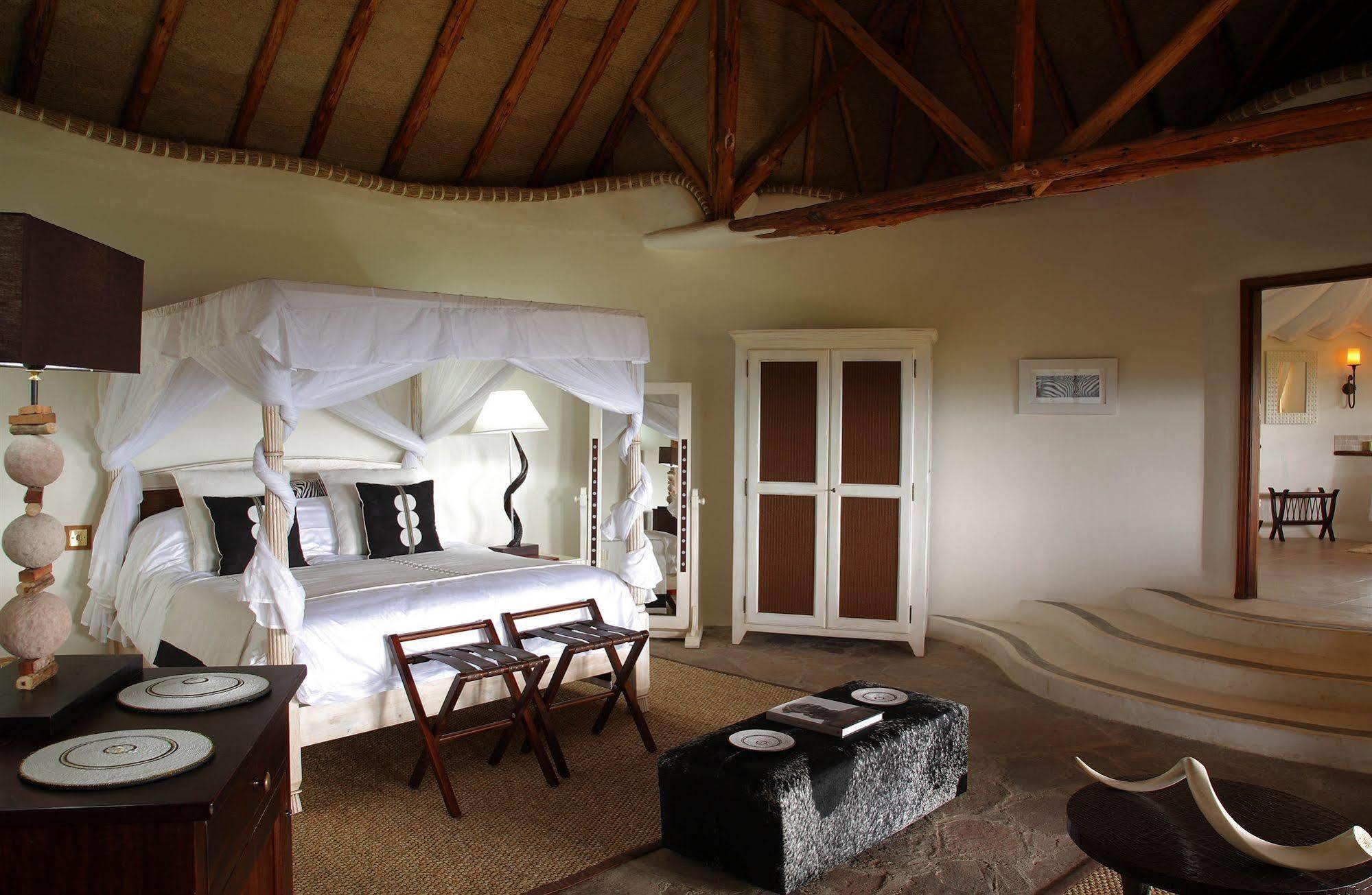 Olarro Lodge Maji Moto Bagian luar foto